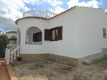 Charming Detached Villa for Sale in Villacosta, Villamartin