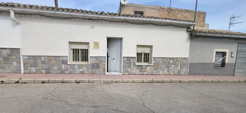 Spacious 3 Bedroom Townhouse with Patios, Garage and a Garden - Casas del Señor