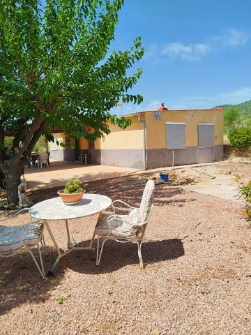 2-Bedroom Detached Country House with 2,000m² Garden
