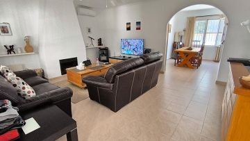 Unique Detached Villa Walking Distance to Beach - La Marina